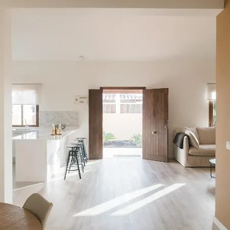 Villa Moderne Met Verwarmd Zwembad In Corralejo