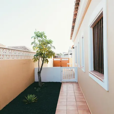 Villa Moderne Met Verwarmd Zwembad In