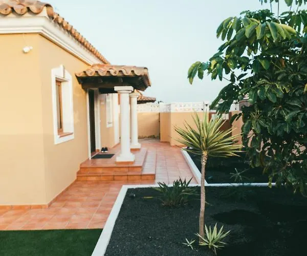 Moderne Met Verwarmd Zwembad In Corralejo