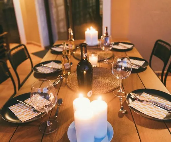 Вилла Moderne Met Verwarmd Zwembad In Коральео