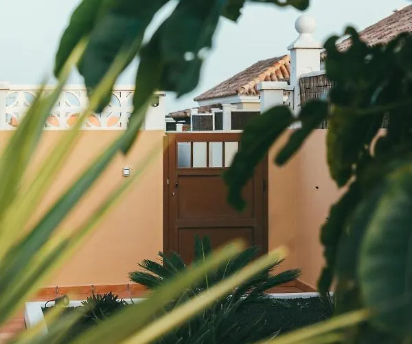 Moderne Met Verwarmd Zwembad In Villa