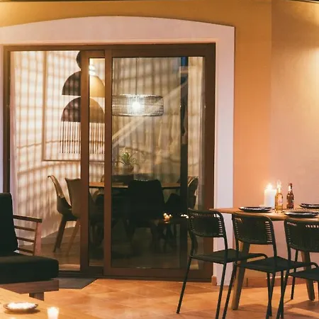 Moderne Met Verwarmd Zwembad In Corralejo