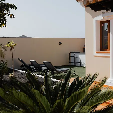 Villa Moderne Met Verwarmd Zwembad In *