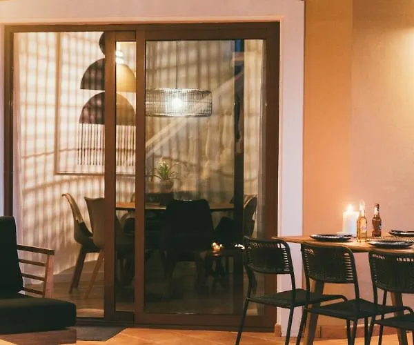 Moderne Met Verwarmd Zwembad In Corralejo