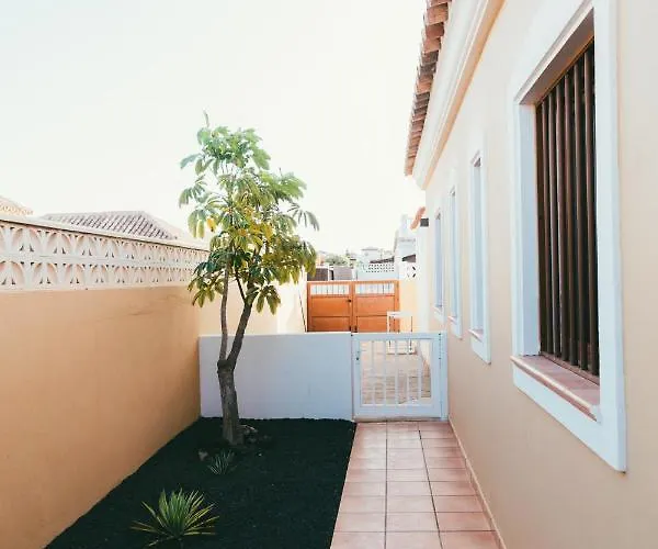 Villa Moderne Met Verwarmd Zwembad In