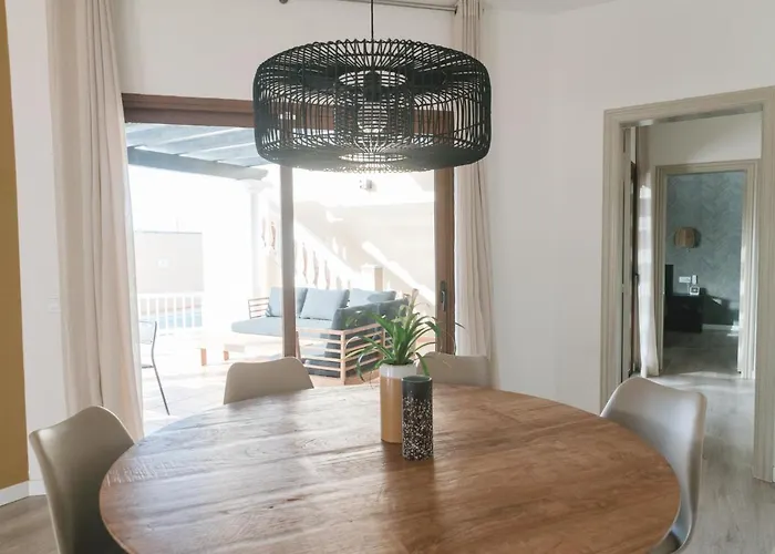 Moderne Met Verwarmd Zwembad In Corralejo